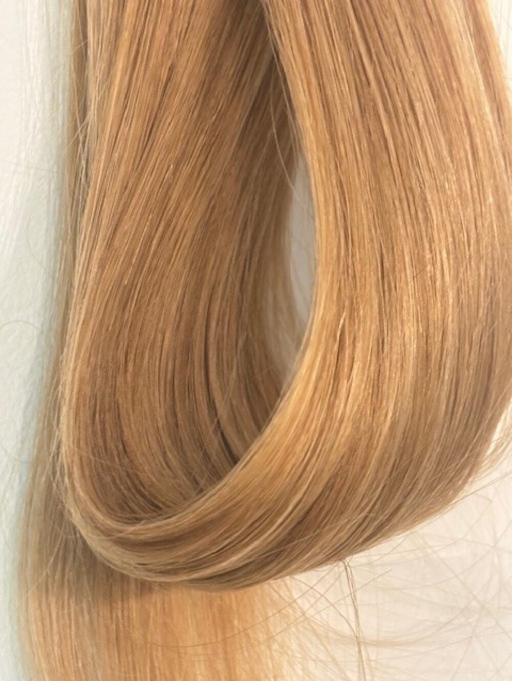 Virgin Hair Remy Cuticle Cut Tape Hair Extensions 20" Golden Blonde Grade AAA - Picture 6 of 10